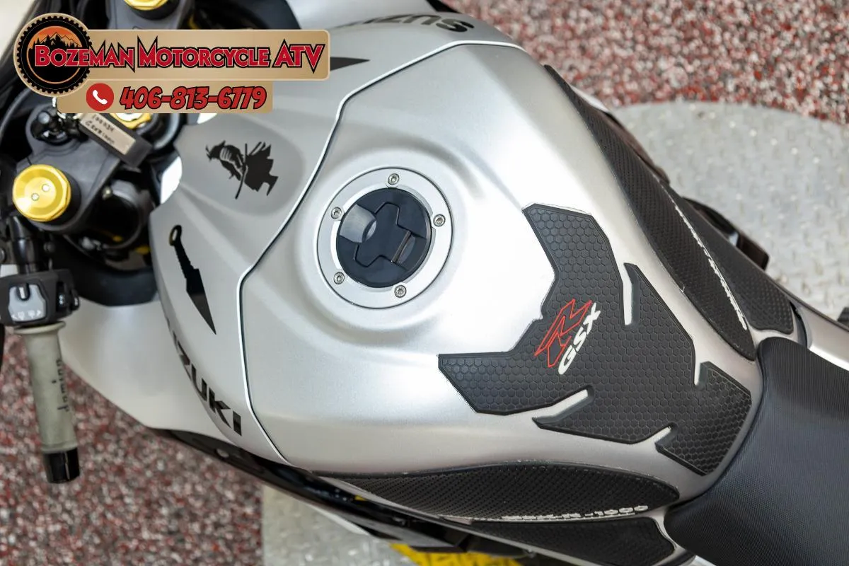 2025 SUZUKI GSX-R1000