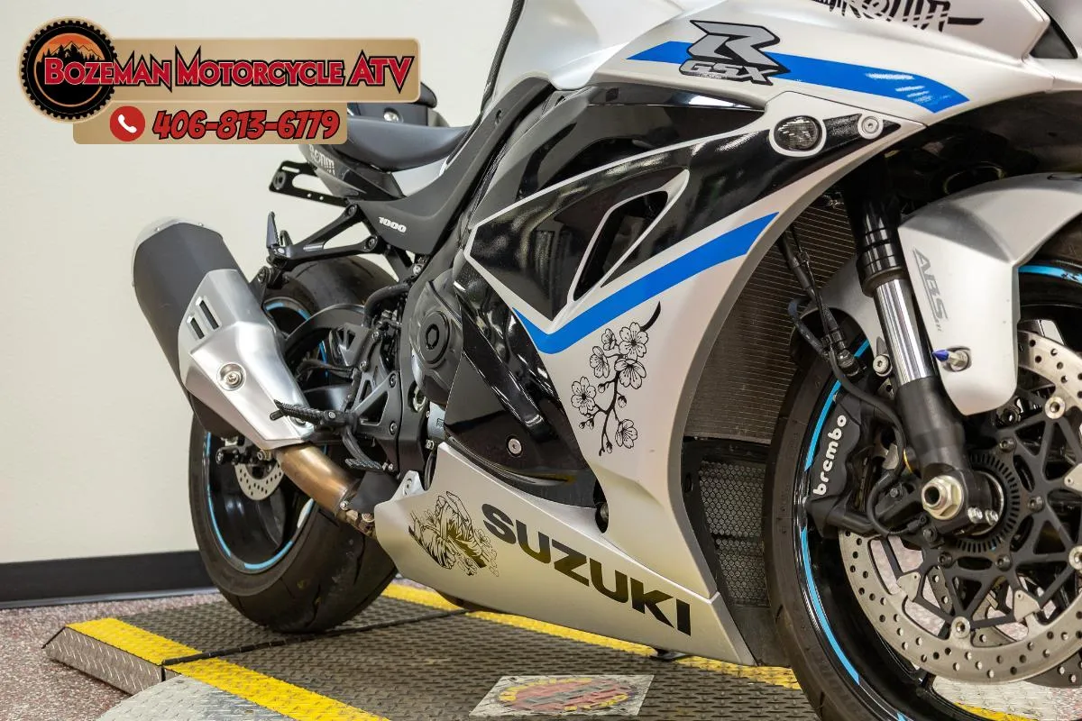 2025 SUZUKI GSX-R1000