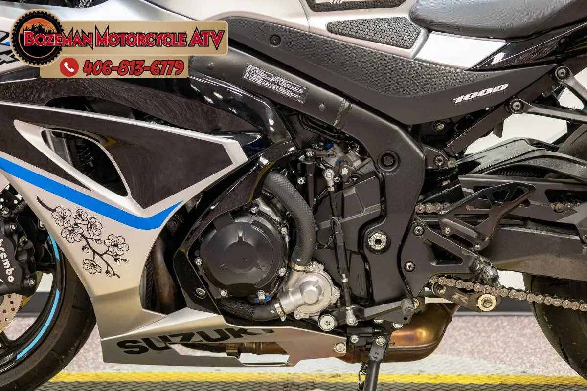 2025 SUZUKI GSX-R1000