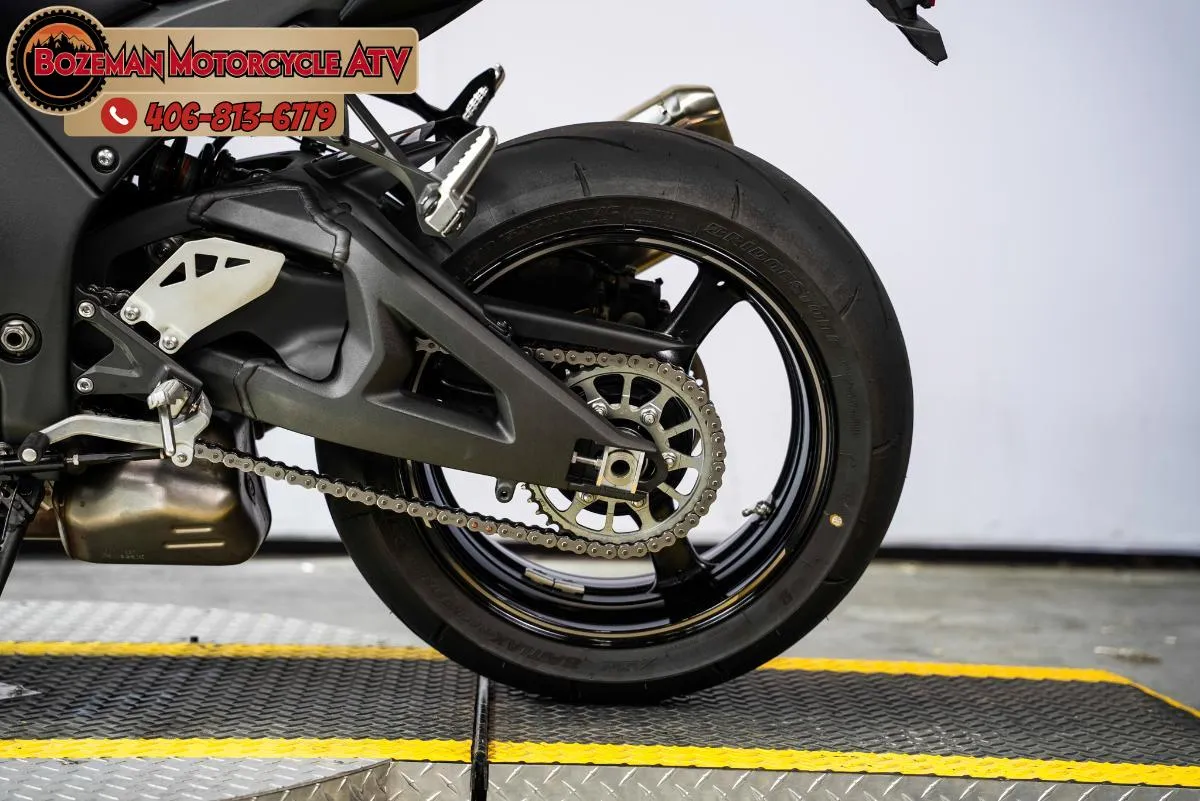 2025 KAWASAKI NINJA ZX-10R