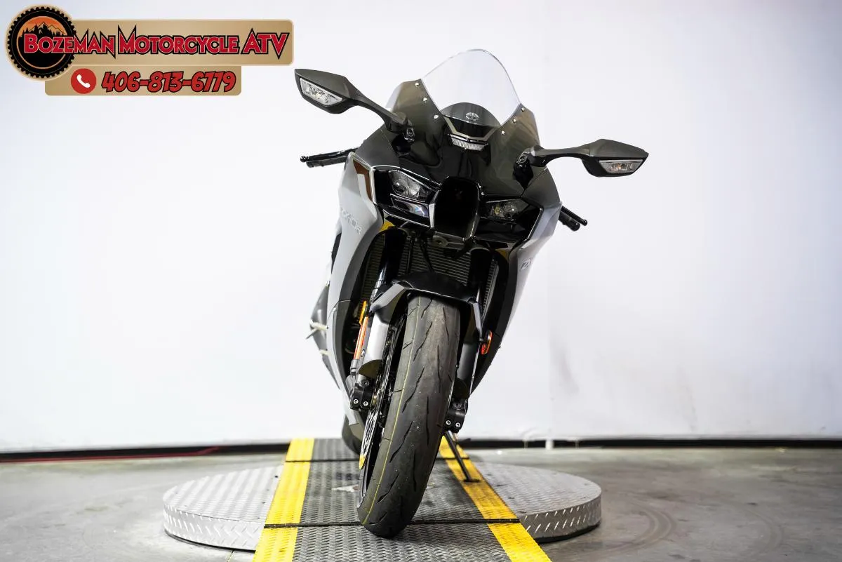 2025 KAWASAKI NINJA ZX-10R