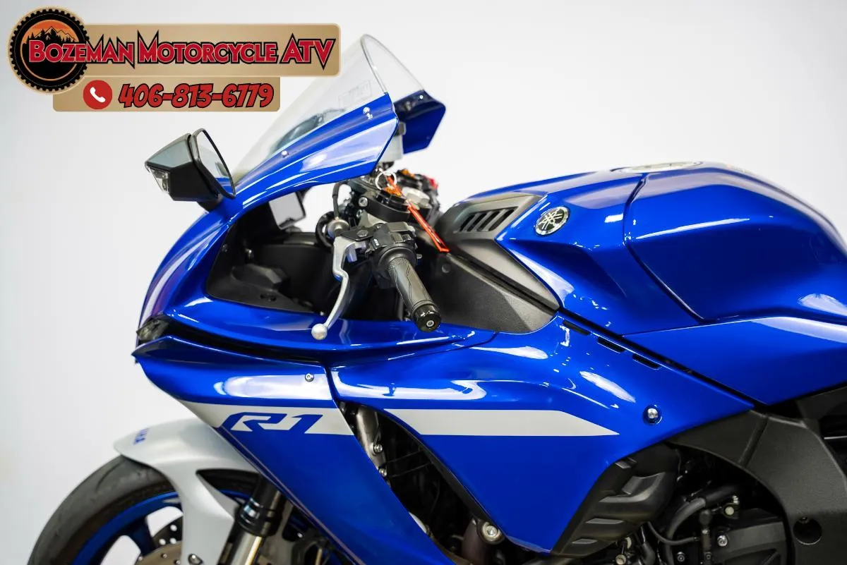 2020 YAMAHA YZF-R1