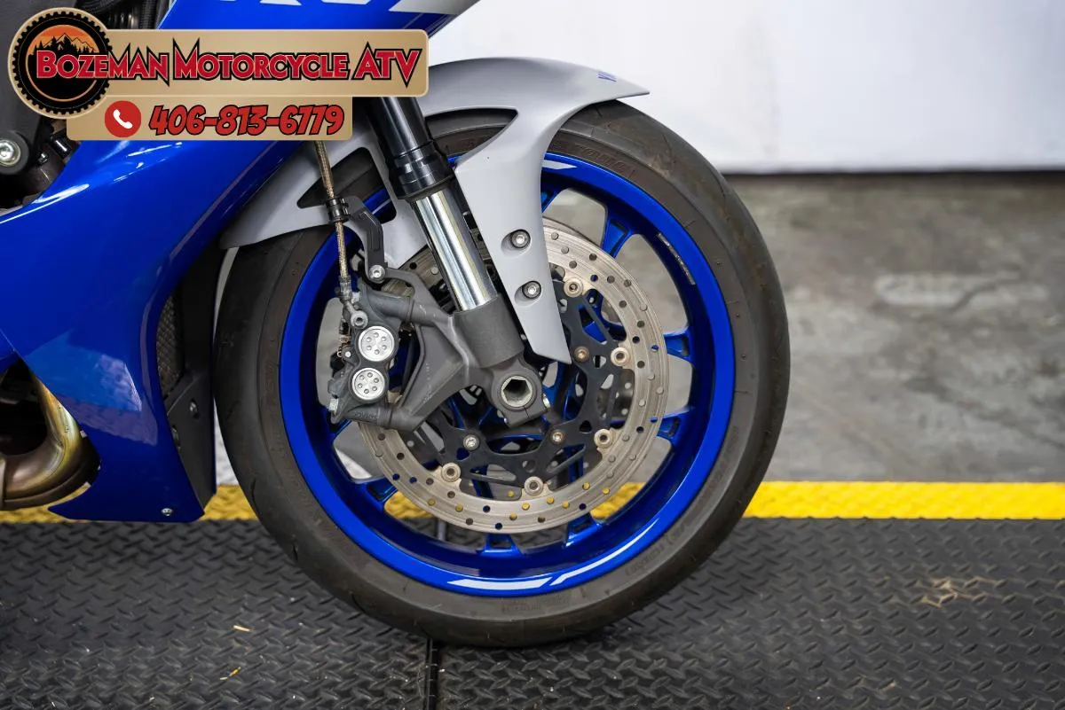 2020 YAMAHA YZF-R1
