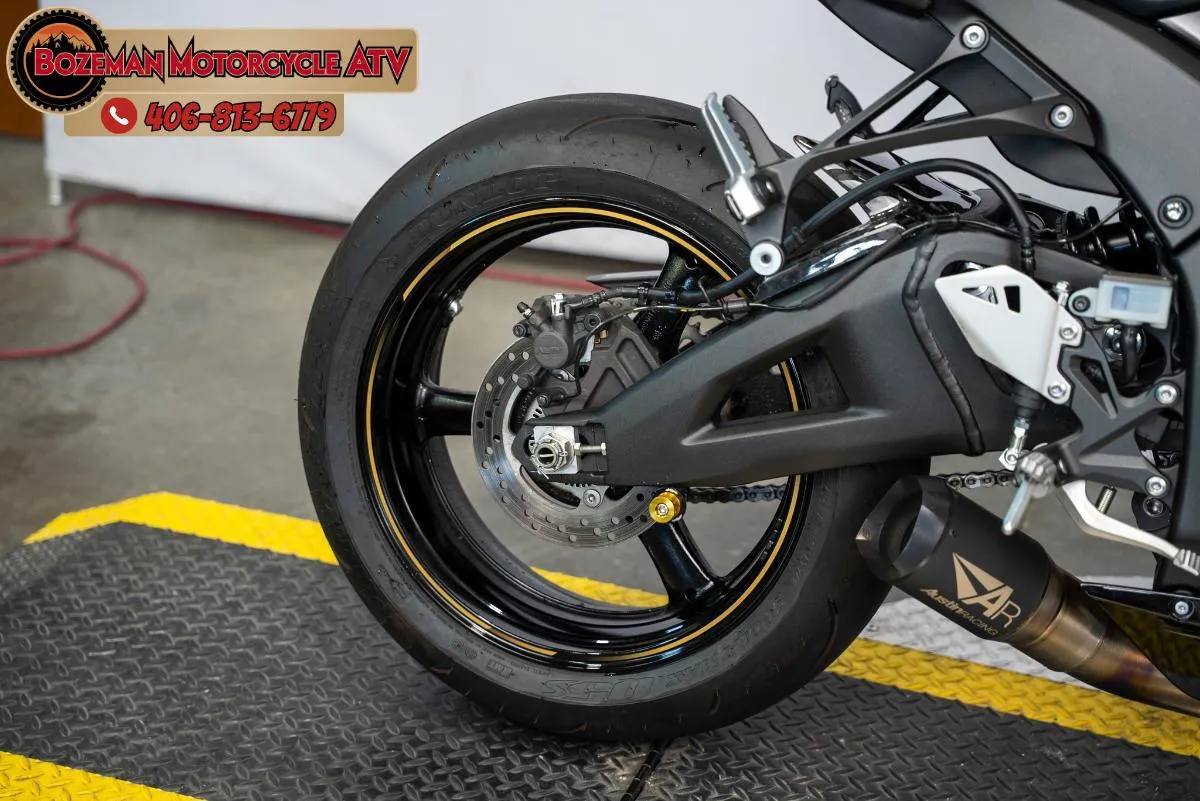 2023 KAWASAKI NINJA ZX-10R