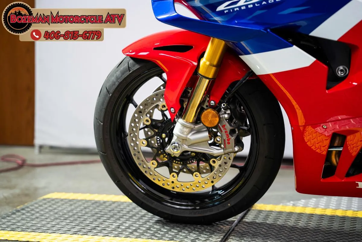 2025 HONDA CBR1000RR-R FIREBLADE SP