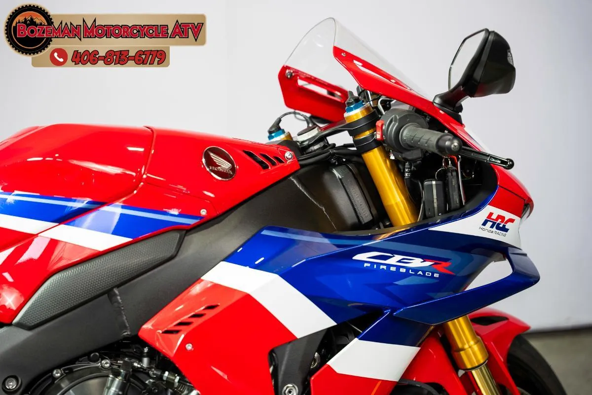 2025 HONDA CBR1000RR-R FIREBLADE SP