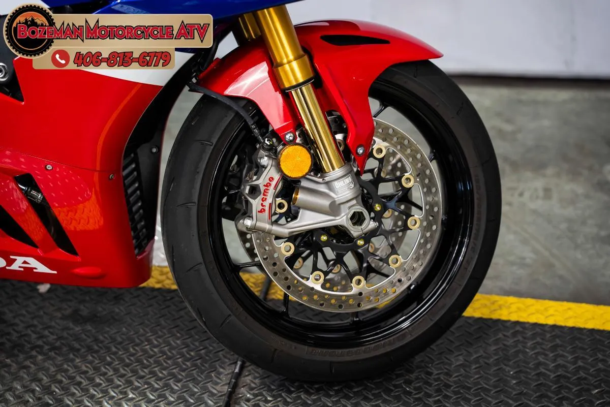2025 HONDA CBR1000RR-R FIREBLADE SP