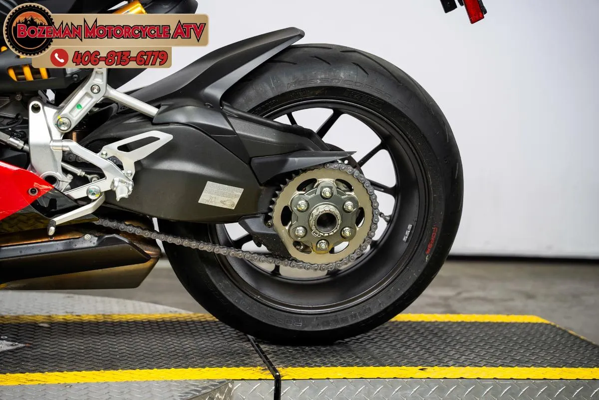 2023 DUCATI PANIGALE V2
