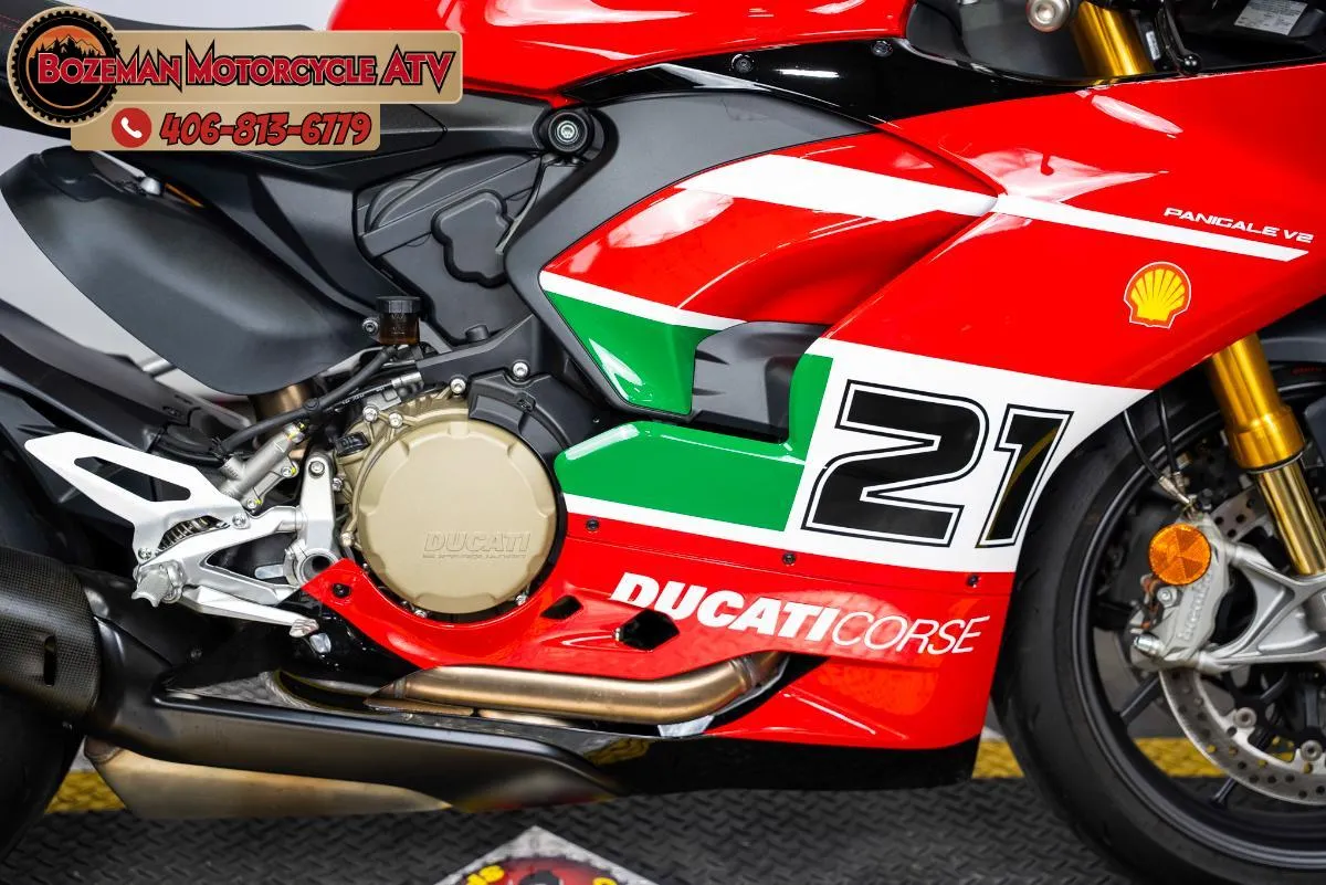 2023 DUCATI PANIGALE V2