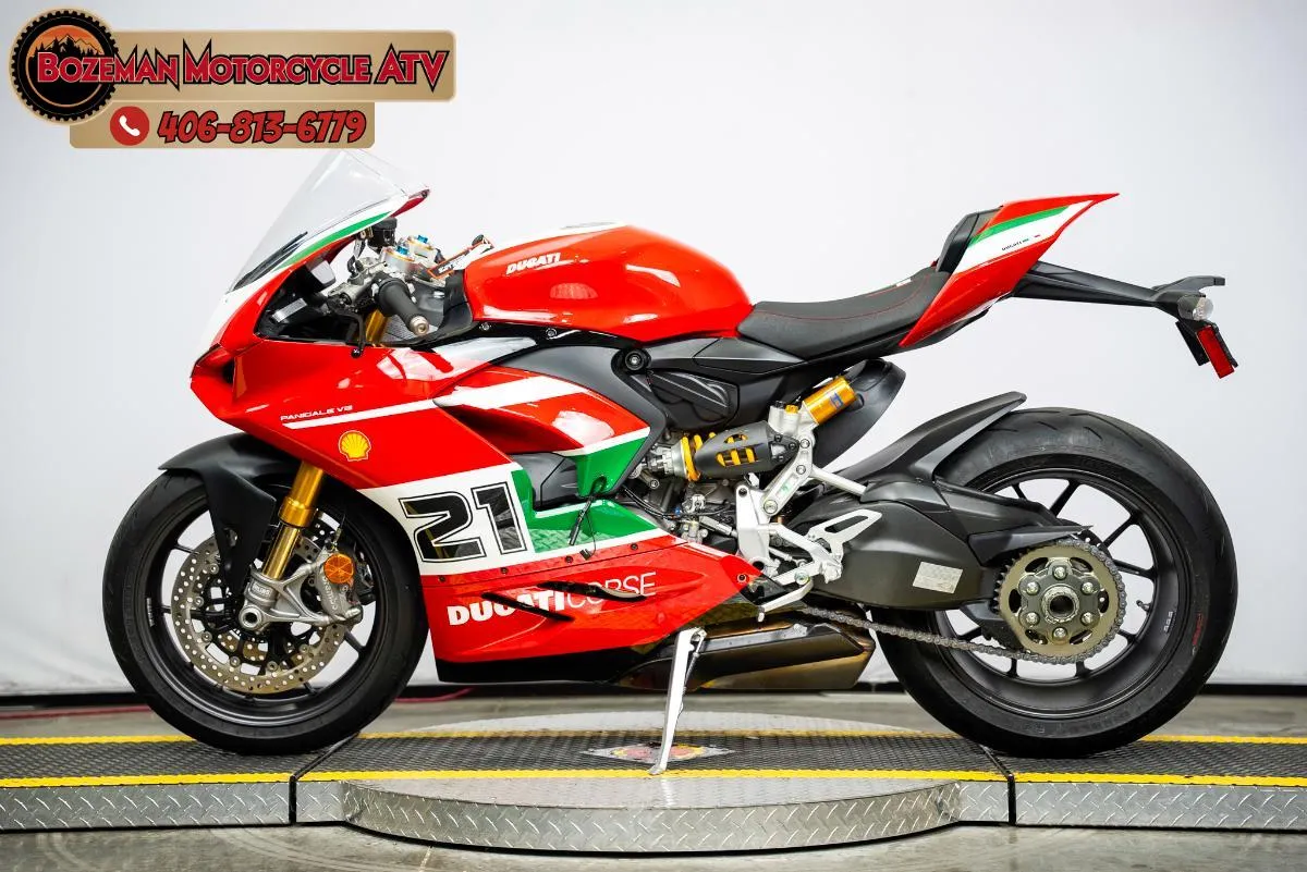 2023 DUCATI PANIGALE V2